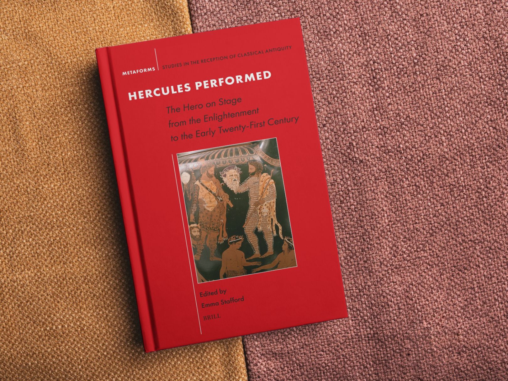 Adriana Freire Nogueira publica capítulo no livro Hercules Performed